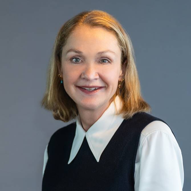 Portrait of Fiona Morgan, the Global Director of  Sales, Marketing & PR of the Lore Group.